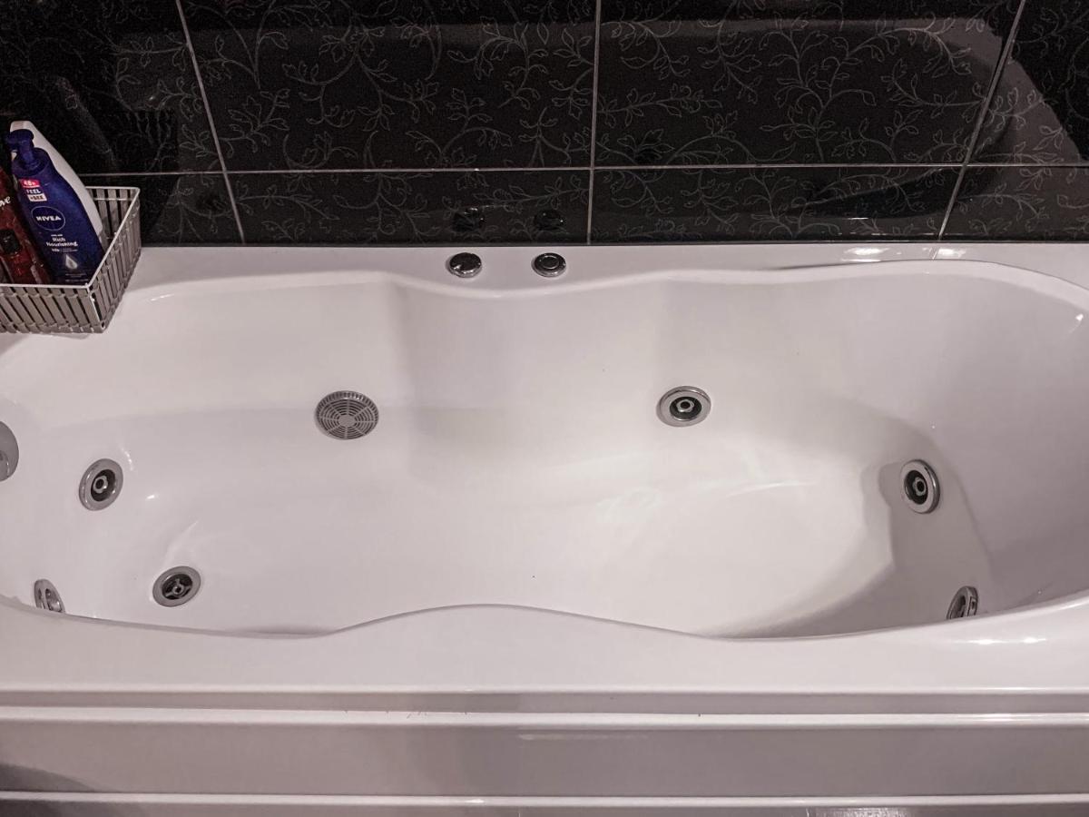 Apartment 2 rooms Luxury Bucarest Extérieur photo